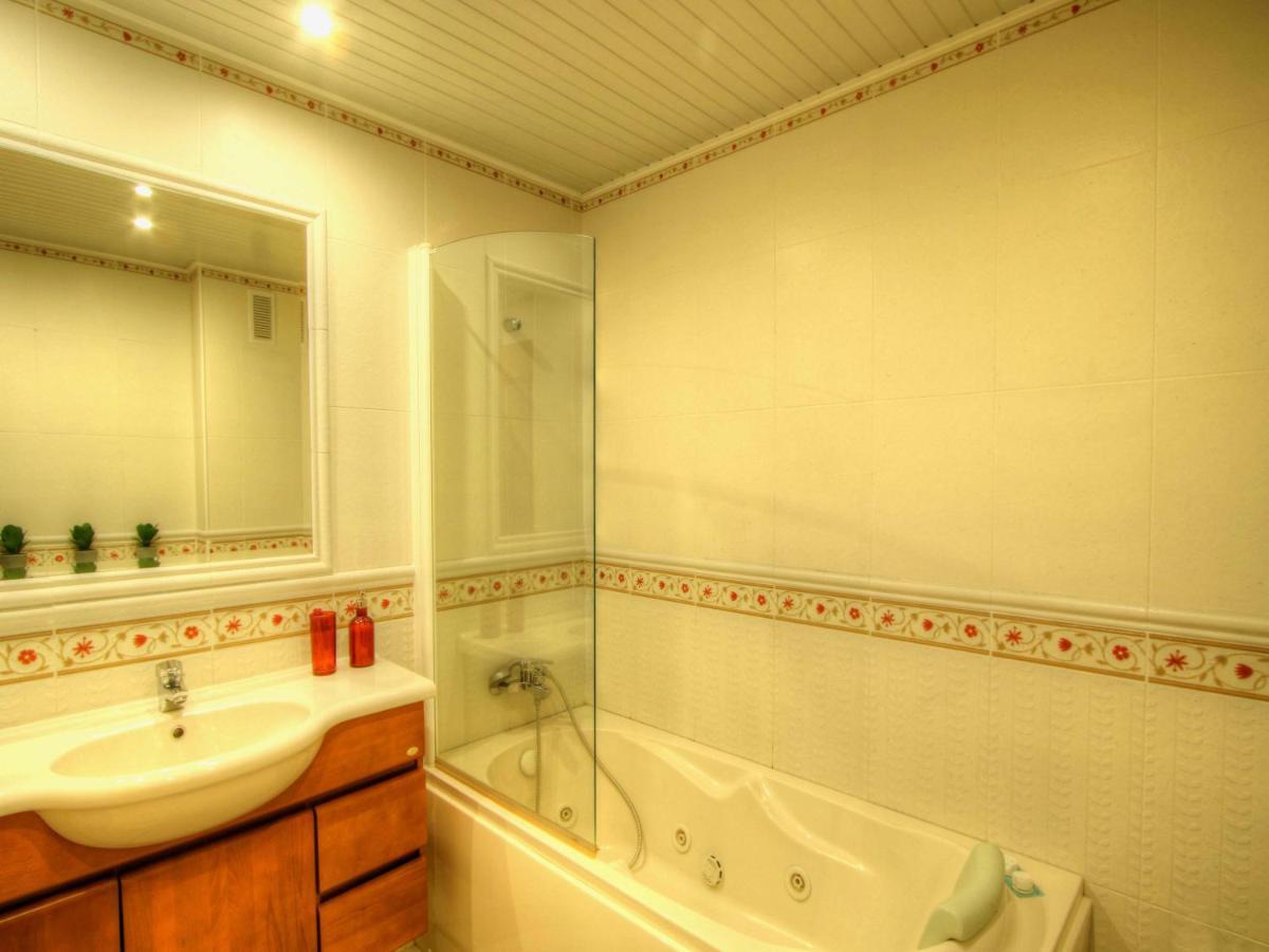 Balcony With View, Private Garage, An Elevator Apartment Setubal Exterior photo