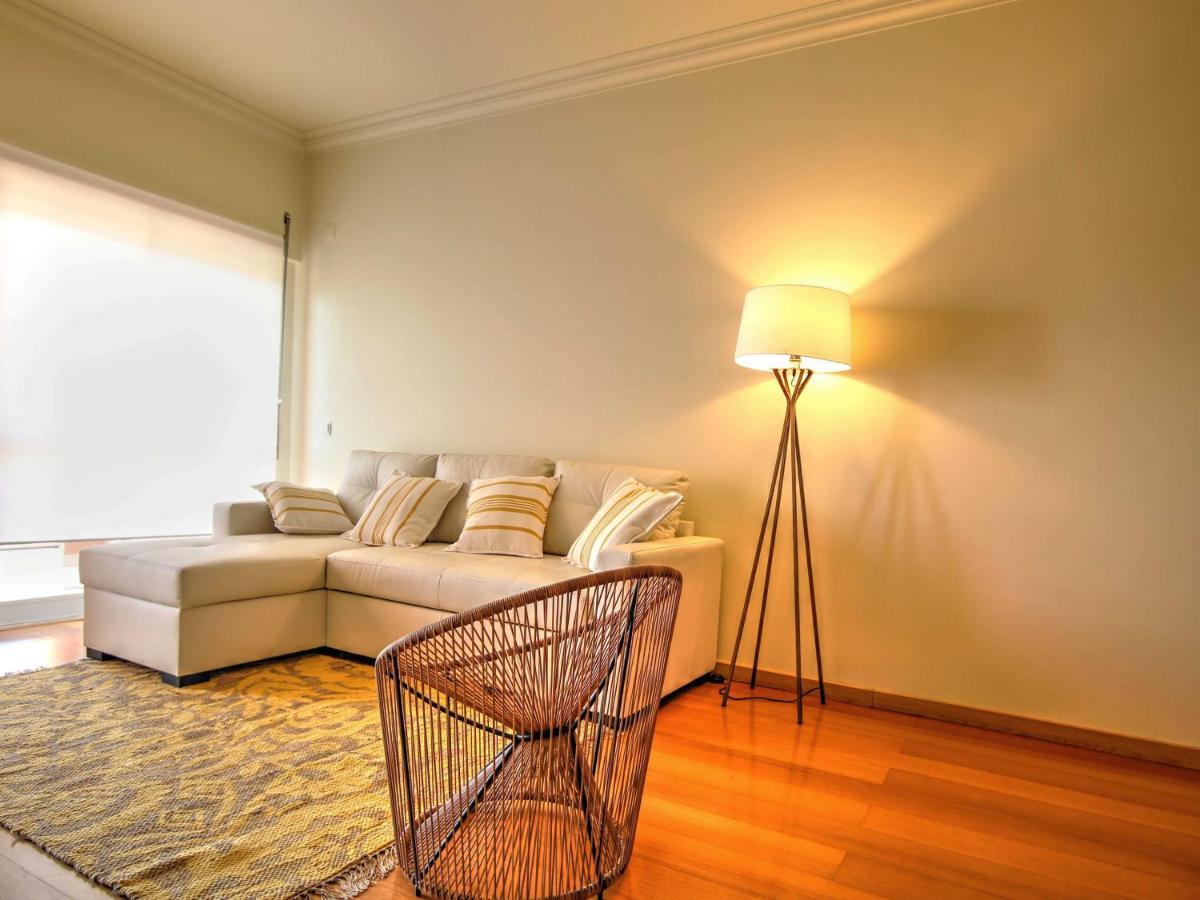 Balcony With View, Private Garage, An Elevator Apartment Setubal Exterior photo
